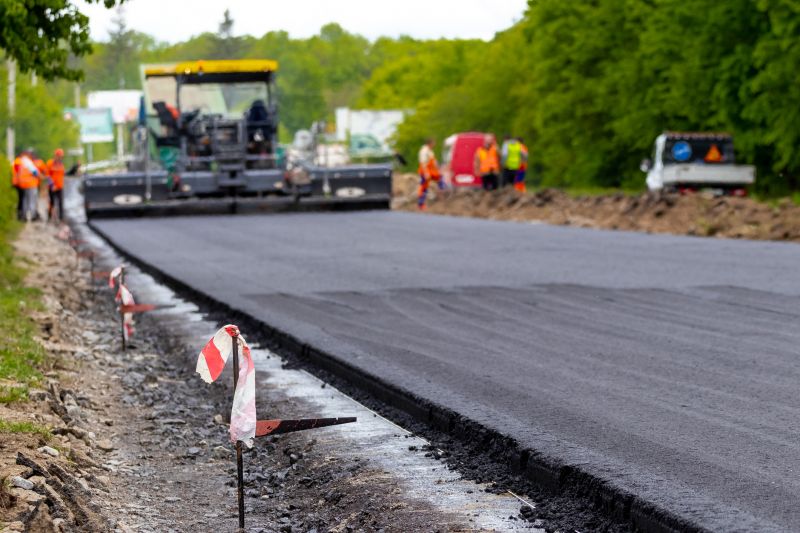 Who Does Asphalt Service